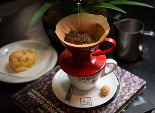 Como Fazer Café Coado da Maneira Certa